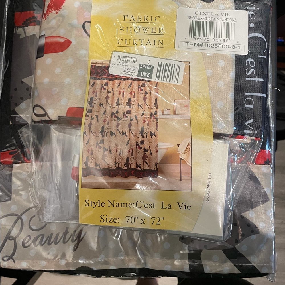 Shower curtain/ Towel set Beauty Lipstick